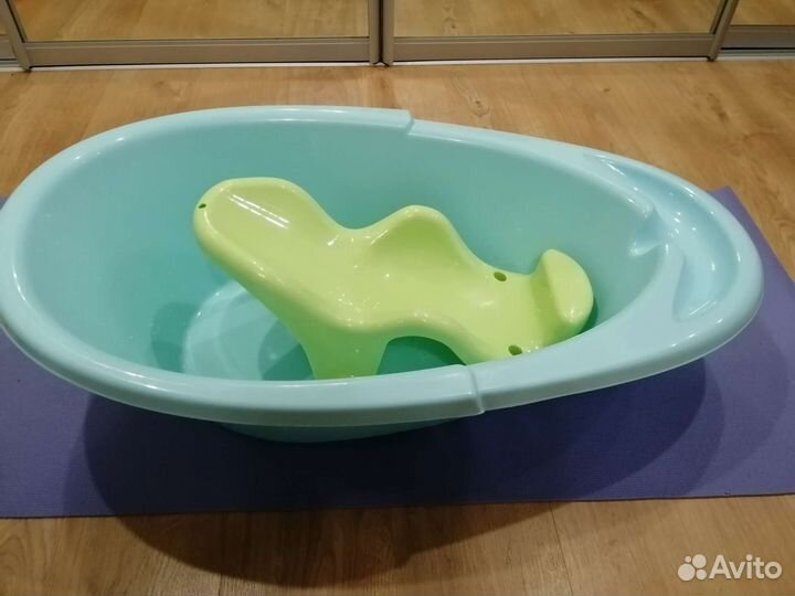 Ванночка для купания с горкой