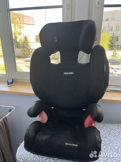 Автокресло Recaro monza nova