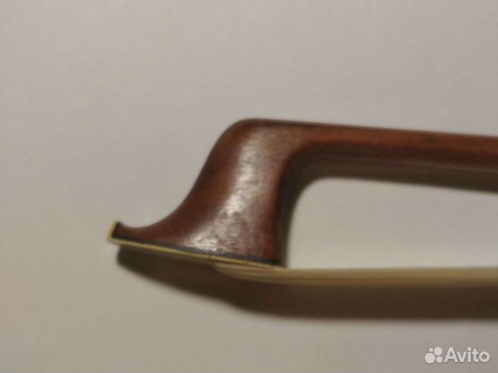 Смычек виолончельный.Мастер E.Herrmam.Материал:Бра