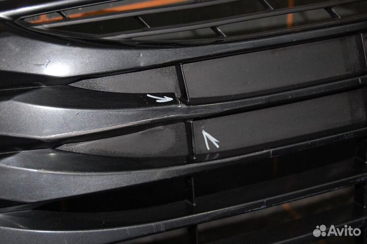 Решетка бампера переднего - Toyota Camry V70