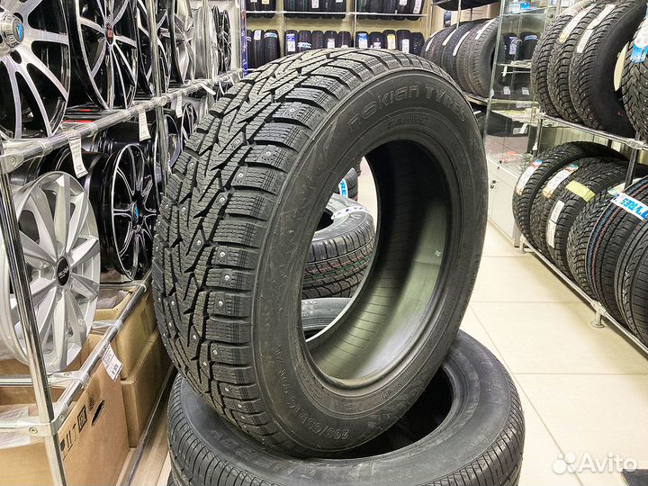 Nokian Tyres Nordman 7 235/55 R17