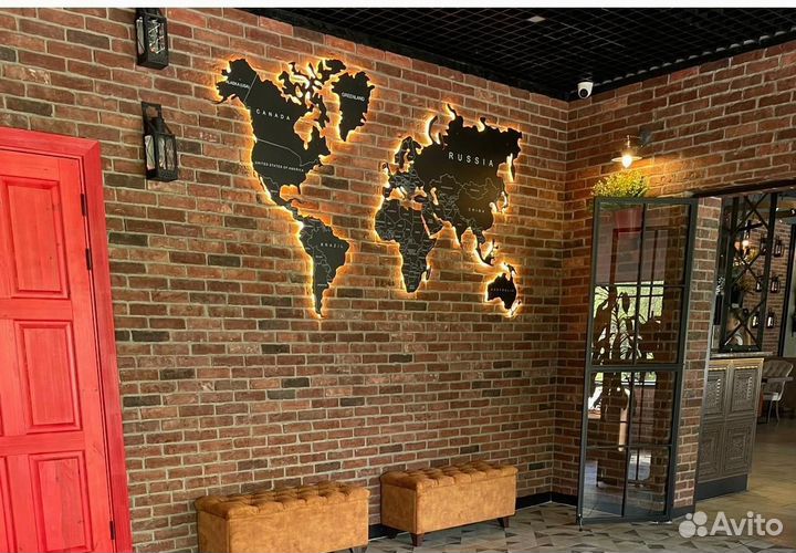 Карта мира металлическая