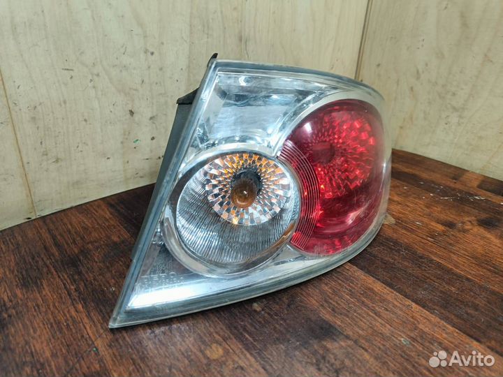 Фонарь задний правый Mazda 6 GG седан