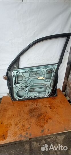 Передняя правая дверь Ssang Yong Rexton 1