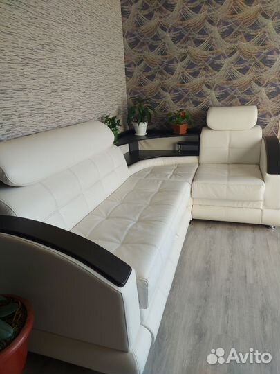 Угловой диван