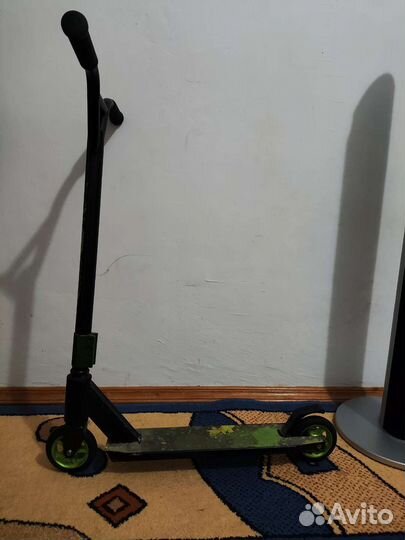 Трюковой самокат