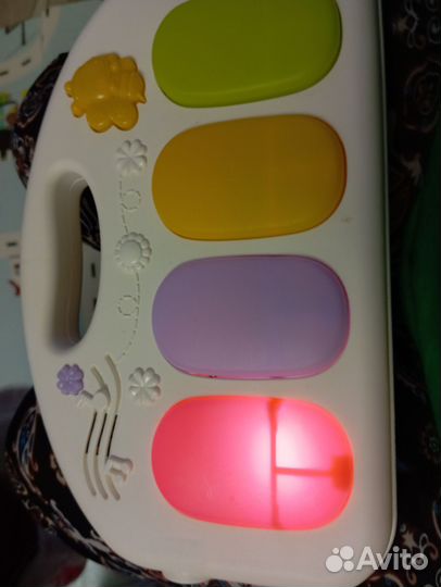 Развивающий коврик Жирафики