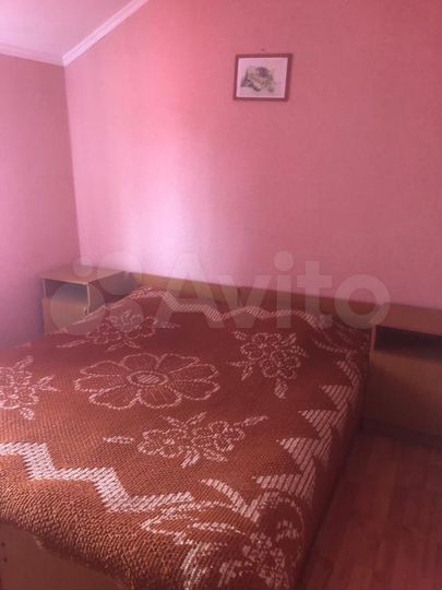 Комната 14 м² в 5-к., 2/2 эт.