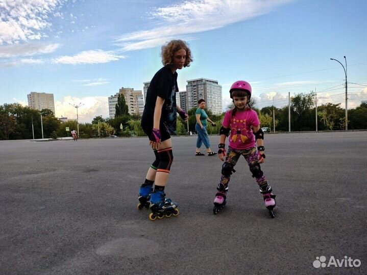 Инструктор (тренер) по роликам