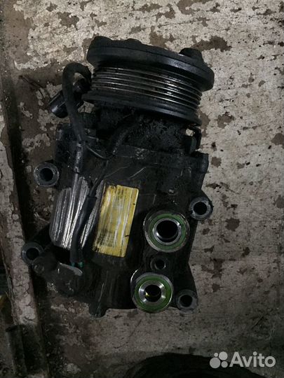 Компрессор кондиционера Ford Mondeo III 2000-2007