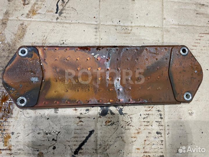 Масляный теплообменник кпп Scania R 5 2009