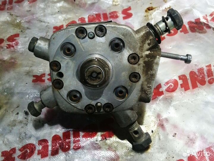 Дозатор распредилитель топлива Audi 80