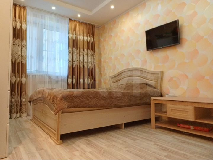 2-к. квартира, 72 м², 3/17 эт.