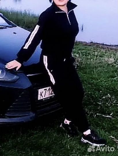 Спортивный костюм женский 46 бу