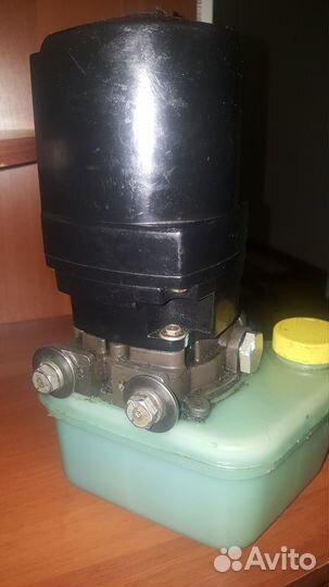 Насос гидроподъема для Mercruiser Alpha / Bravo