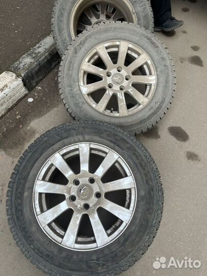 R16 Bridgestone Ice Cruiser 7000 215/65, PCD 5x114.3 DIA 60.1