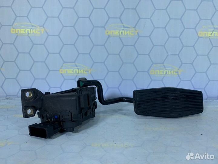 Педаль газа Opel Vectra B Z18XEL 2001