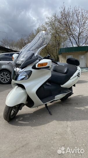 Suzuki Burgman SkyWave 650