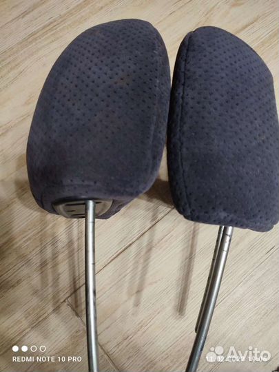 Подголовник на Мицубиси