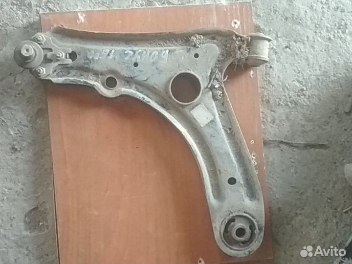 Рычаг передний чери