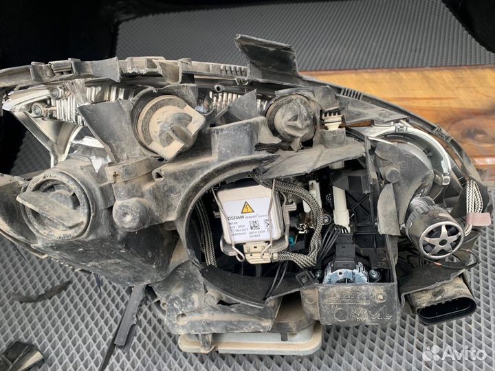 Mercedes фара W204 06-11г