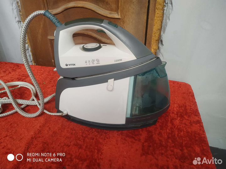 Утюг с парогенератором