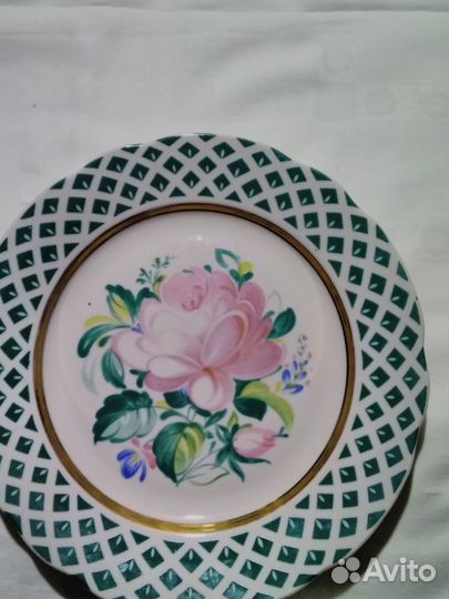 Декоративные тарелки Дулево