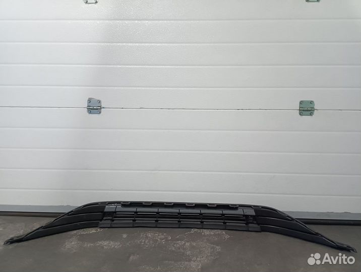 Решетка в бампер нижняя Volkswagen Polo 6