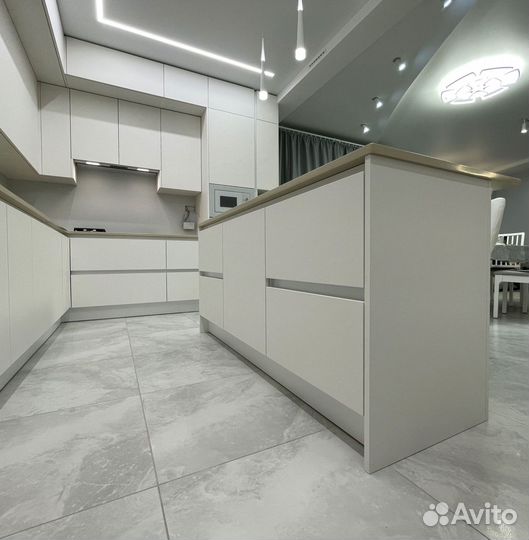 Кухонный гарнитур бесплатная сборка