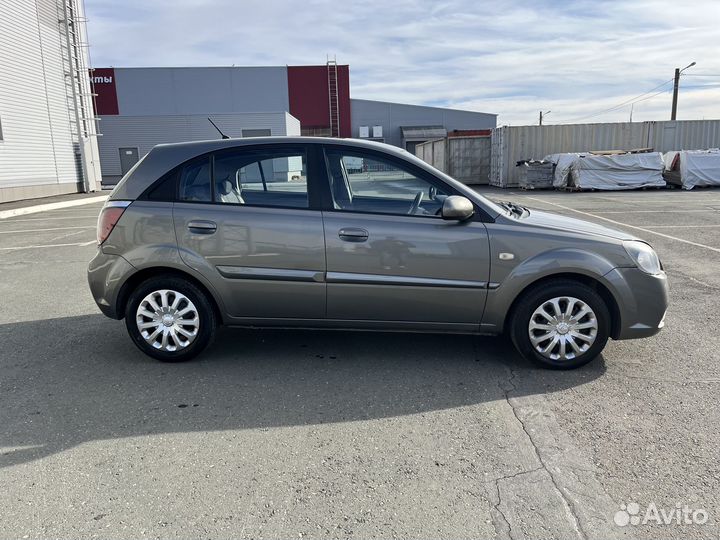 Kia Rio 1.4 МТ, 2010, 197 271 км
