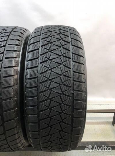Bridgestone Blizzak DM-V2 275/55 R20 100Z