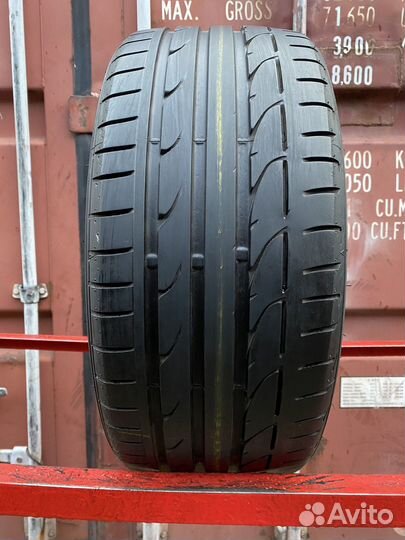 Bridgestone Potenza S001 225/35 R18 87Y