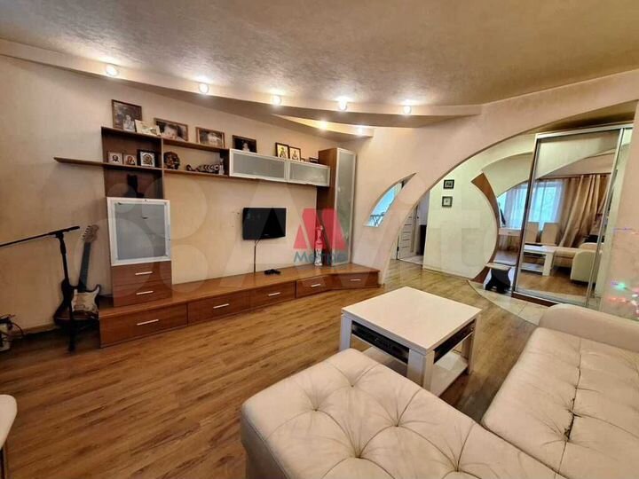 4-к. квартира, 74,2 м², 1/9 эт.