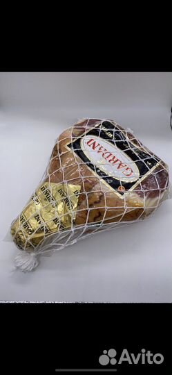 Пармезан Италия,пекорино, с трюфелем,парма,хамон