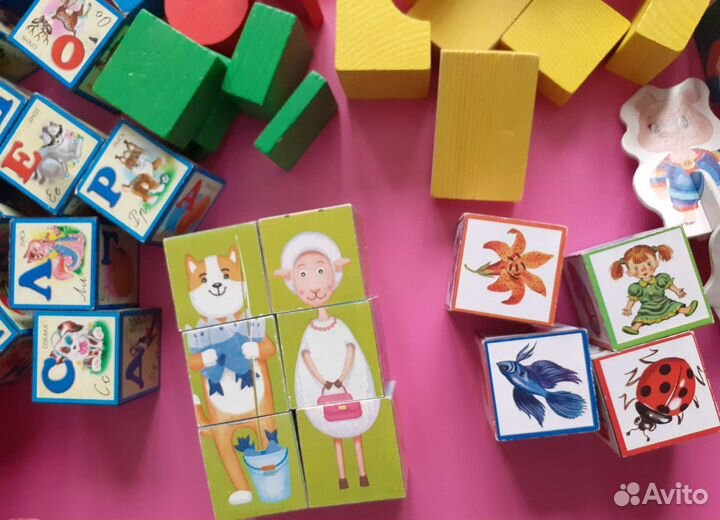 Кубики и театр три поросенка