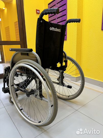 Инвалидная коляска