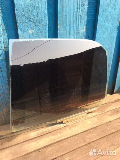 Стекло боковые