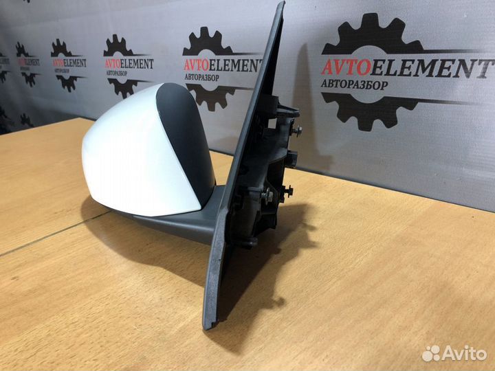 Зеркало правое Рено Меган 3 / 7 пин