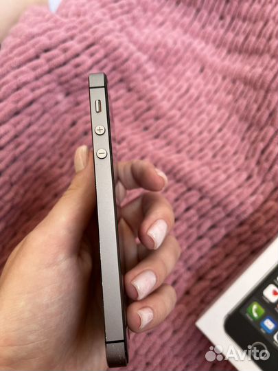 Телефон iPhone 5s