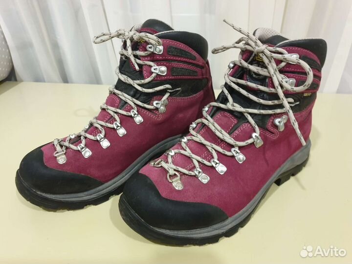 Треккинговые ботинки женские Asolo