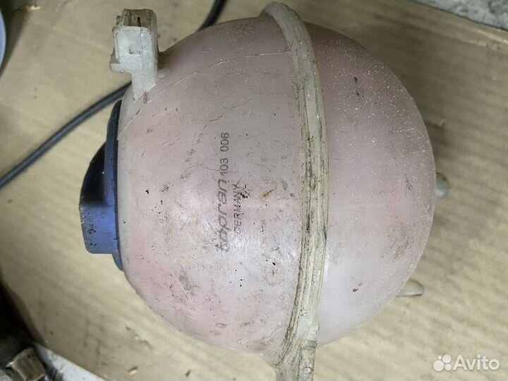 Расширительный бачок volkswagen