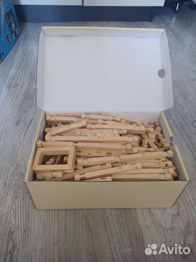 Детский деревянный разборный домик + щенки