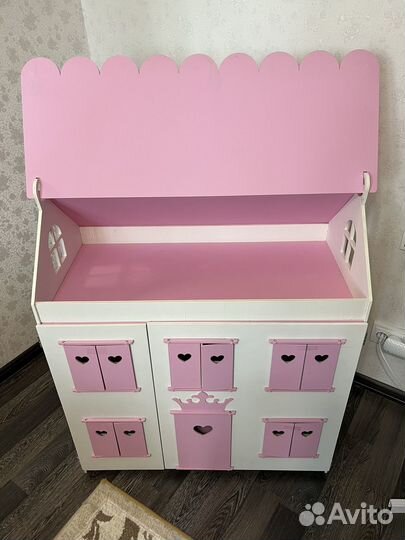 Домик кукольный