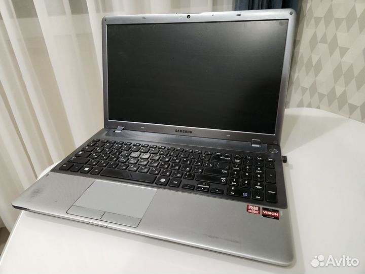 Ноутбук samsung