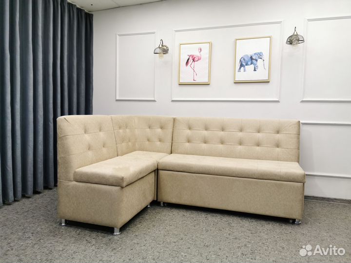 Кухонный угловой диван со спальным местом