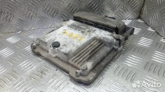 Блок управления двс volkswagen passat B7 (3BN04PC01)