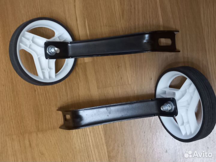 Дополнительные колеса для велосипеда на диам. 40