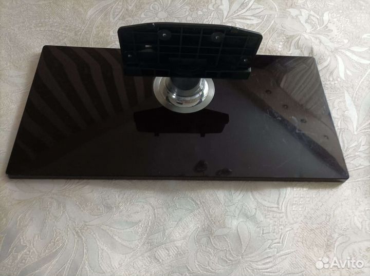 Подставка для телевизора