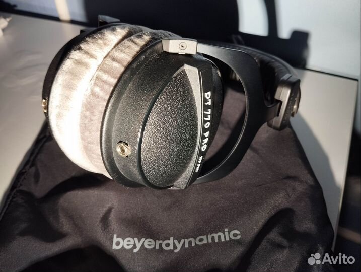 Beyerdynamic dt 770 pro 250 ohm