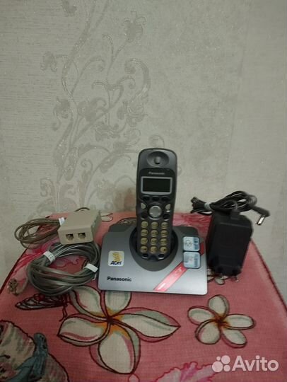 Радиотелефон Панасоник с базой, база intego